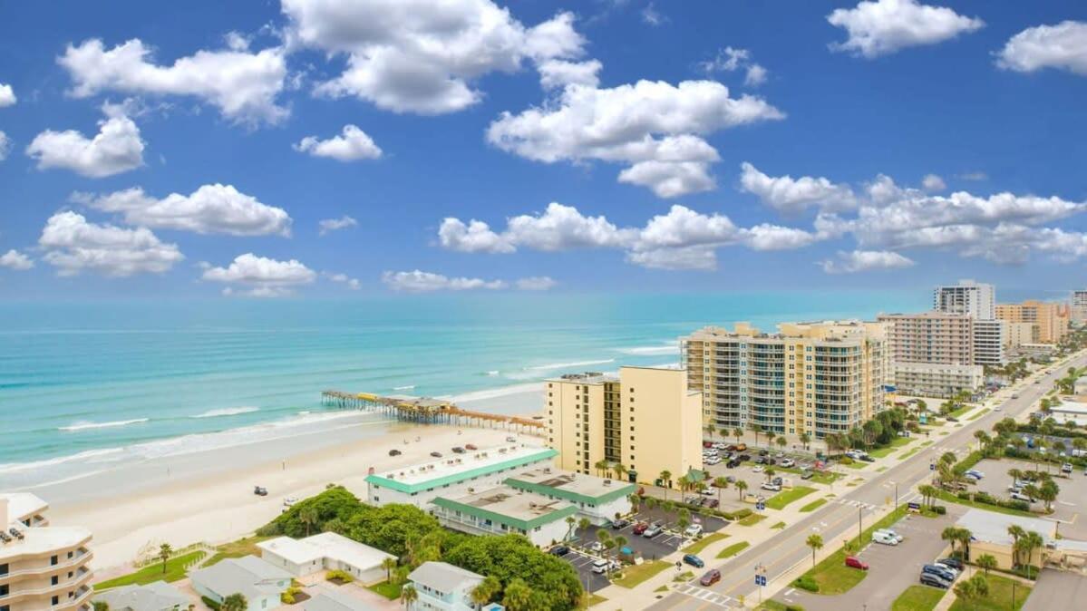 Ocean Front Condo With Amazing Views! Sunglow Resort 402 By Brightwild Daytona Beach Shores المظهر الخارجي الصورة